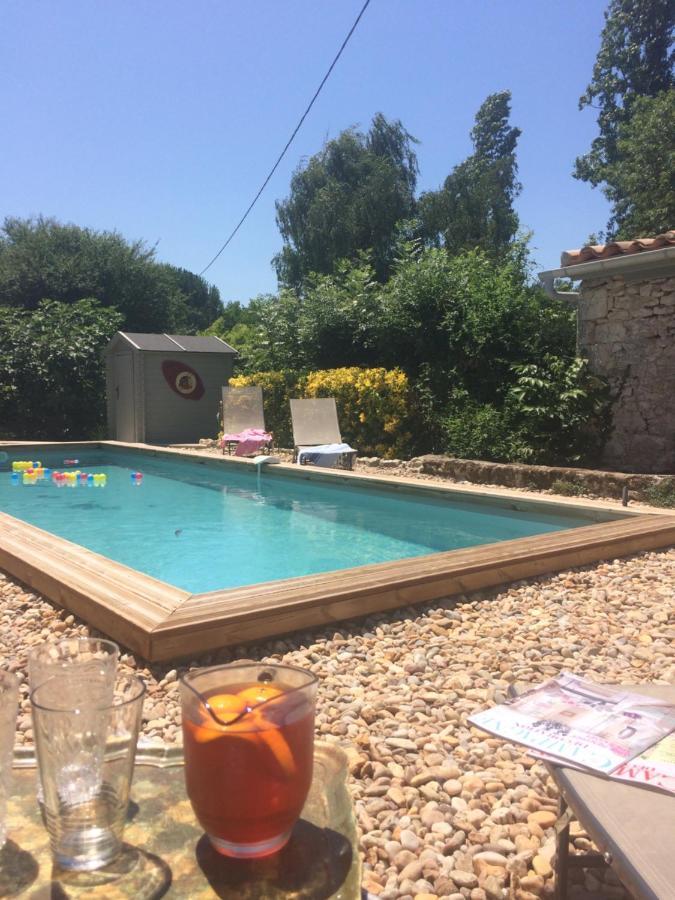 Les Galineaux Villa La Roquille ภายนอก รูปภาพ